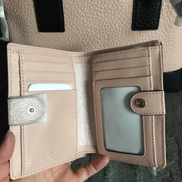 ๐SALE๐NWT Kate Spade Bay Street Set - Picture 5 of 8